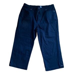 Additions by Chicos cropped Capri jeans, black